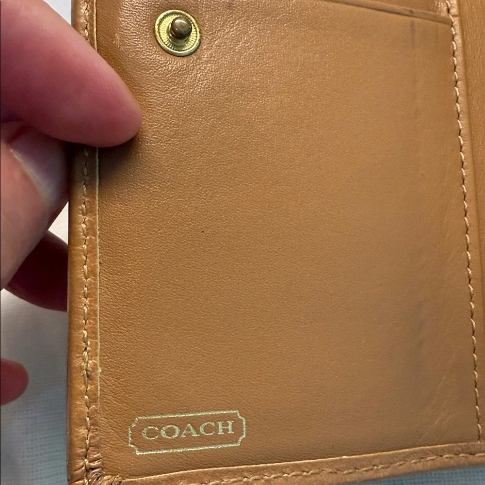 Coach Wallet and Dust Bag - Picture 6 of 9